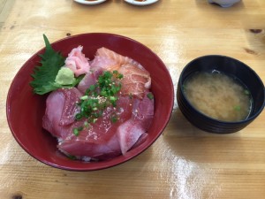 ２月　漁師のまかない丼